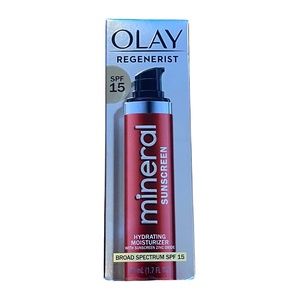 Olay Regenerist Hydrating Moisturizer with Mineral Sunscreen SPF15 – New in Box